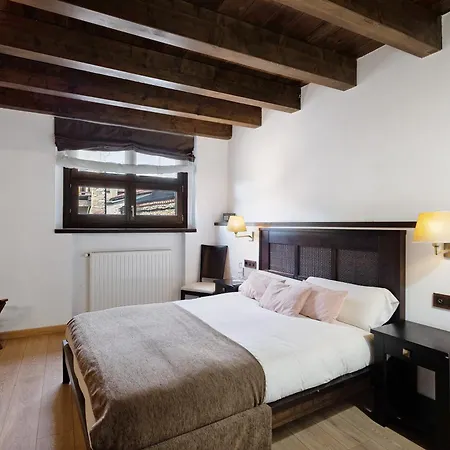 1848- Small 2 Holiday home